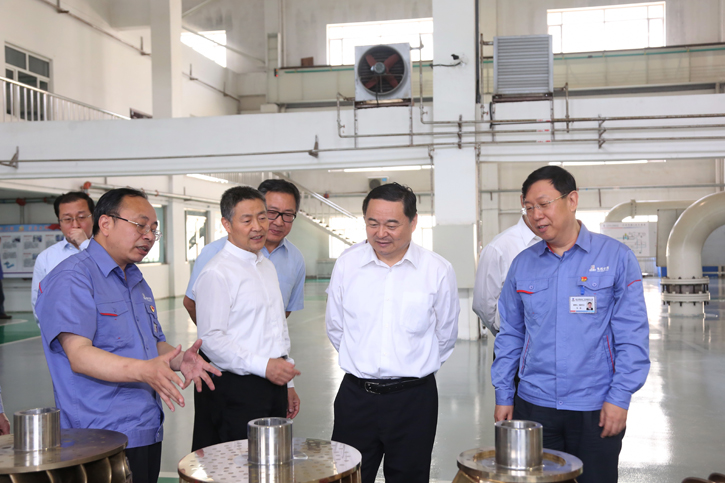 郝鹏参观调查PA视讯集团